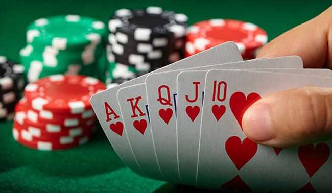 Cùng biendo tìm hiểu trò chơi Poker đầy thú vị và hấp dẫn